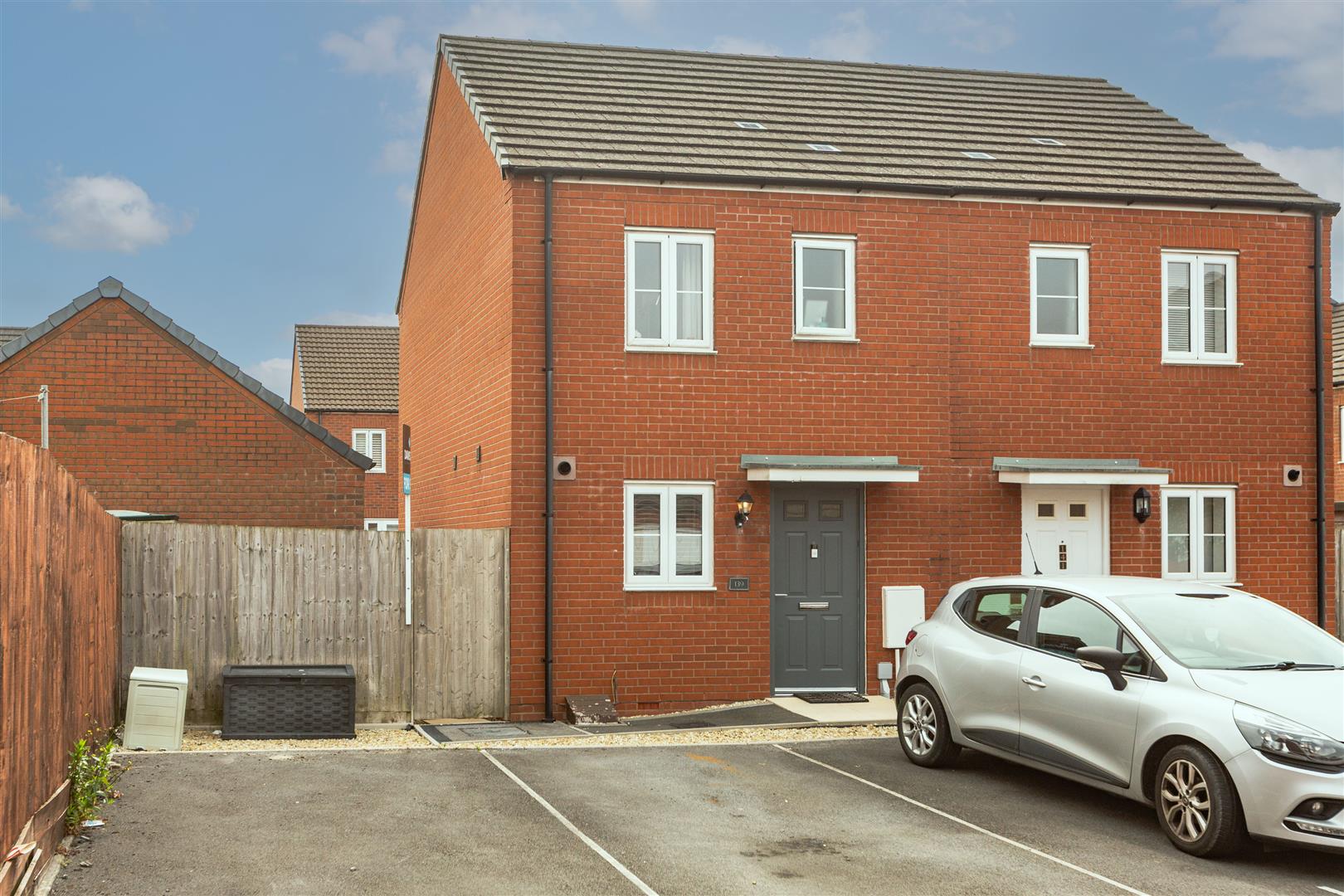 Stryd Bennett, Llanelli, SA15 4DJ